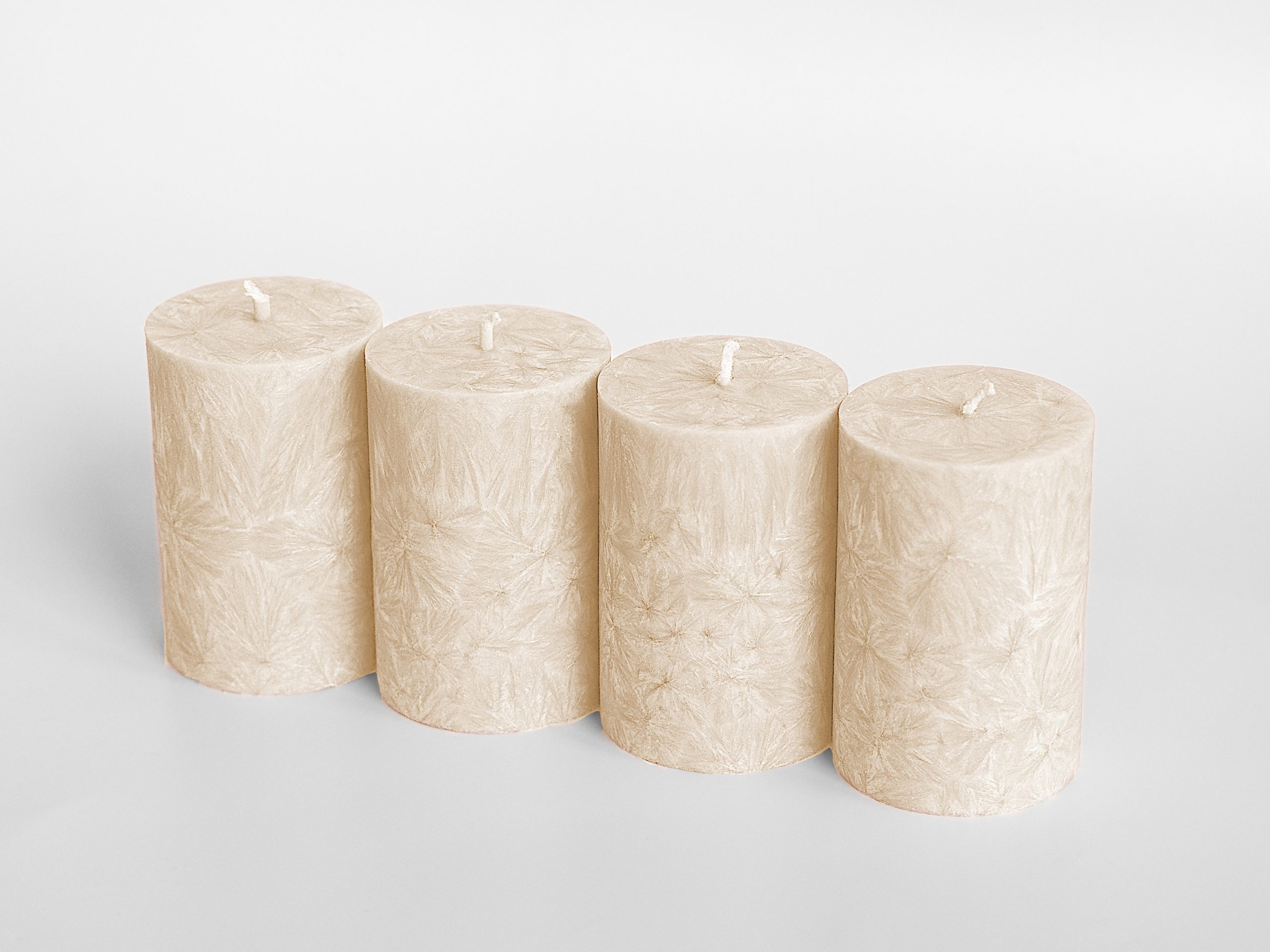 IMG_1846a2 Adventné sviečky Almond - rovnako vysoké – Obrázok 1